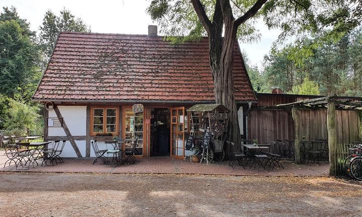 Meyers Hausstelle - Waldcafé & Restaurant mit Biergarten Rostocker Heide