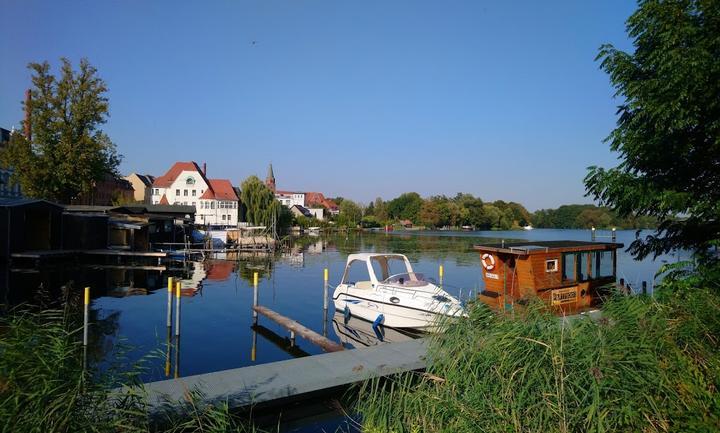 An der Dominsel