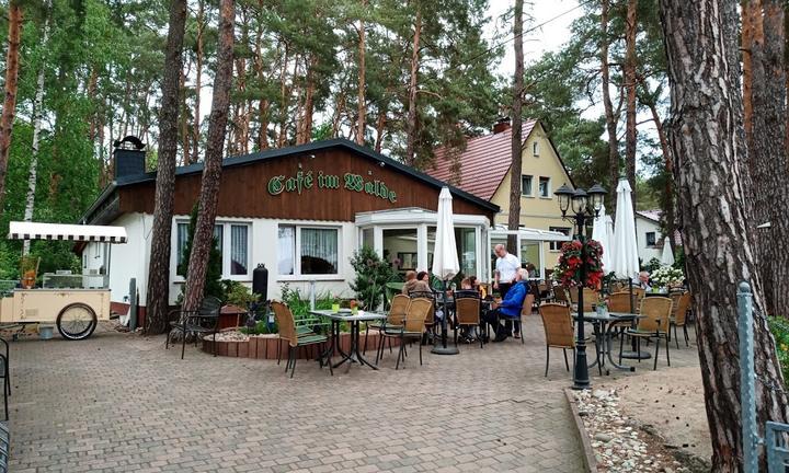 Cafe Im Walde