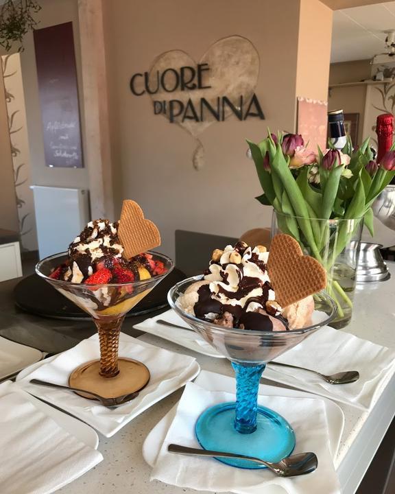 Eiscafe Cuore Di Panna